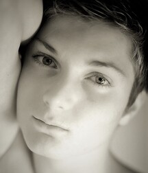 NO PORN - NICE & CUTE BOYS FACES - LUKAS COLLECTION LIFE 605953081d937.jpg