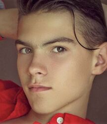 NO PORN - NICE & CUTE BOYS FACES - LUKAS COLLECTION LIFE 6059535bbcfa6.jpg