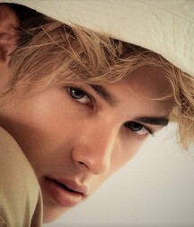 NO PORN - NICE & CUTE BOYS FACES - LUKAS COLLECTION LIFE 605953ac370e2.jpg