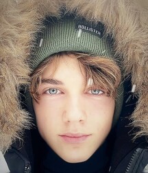 NO PORN - NICE & CUTE BOYS FACES - LUKAS COLLECTION LIFE 605953b28f877.jpg