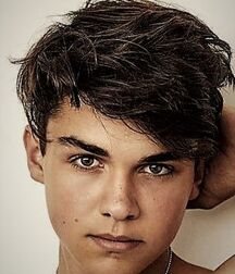 NO PORN - NICE & CUTE BOYS FACES - LUKAS COLLECTION LIFE 6059545447b96.jpg