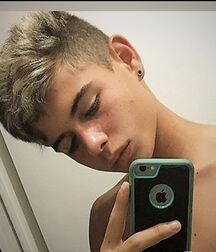NO PORN - NICE & CUTE BOYS FACES - LUKAS COLLECTION LIFE 60595472f16bc.jpg