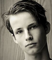 NO PORN - NICE & CUTE BOYS FACES - LUKAS COLLECTION LIFE 60595477e56f3.jpg