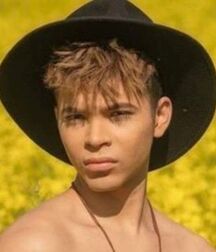NO PORN - NEW NICE & CUTE BOYS FACES - LUKAS COLLECTION 1 605ff6a53a7b0.jpg