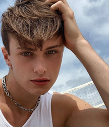 NO PORN - NICE & CUTE BOYS FACES - EASTER LUKAS COLLECTION 606a18a534a0a.png