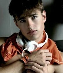 NO PORN - NICE & CUTE BOYS FACES - LUKAS COLLECTION UNKNOWN 60a082fc80ca0.jpg