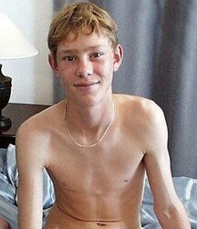 NO PORN - NICE & CUTE BOYS FACES - LUKAS COLLECTION UNKNOWN 60a0832c0aedc.jpg