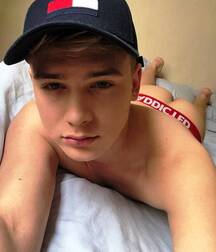 LUKAS COLLECTION - CUTE & NICE BOYS FACES GAY TUBE 60bb8d1255dcc.jpg