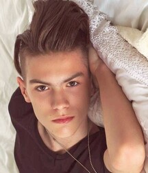 LUKAS COLLECTION - CUTE & NICE BOYS FACES GAY TUBE 60bb8da36ba80.jpg