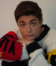 LUKAS COLLECTION - CUTE & NICE BOYS FACES GAY TUBE 60bb8e85da507.jpg