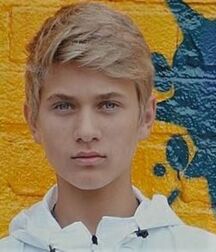 LUKAS COLLECTION - CUTE & NICE BOYS FACES GAY TUBE 60bb8ebf63731.jpg