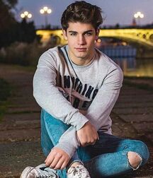 LUKAS COLLECTION - CUTE & NICE BOYS FACES GAY TUBE 60bb8f0de3c76.jpg