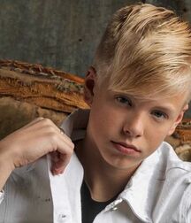 LUKAS COLLECTION - CUTE & NICE BOYS FACES GAY TUBE 60c3bbf74ad4d.jpg