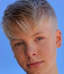 LUKAS COLLECTION - CUTE & NICE BOYS FACES GAY TUBE 60c3bc4d0fc6f.jpg