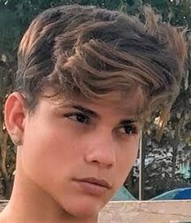 LUKAS COLLECTION - CUTE & NICE BOYS FACES GAY TUBE 60c3bcf866965.jpg