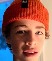 LUKAS COLLECTION - CUTE & NICE BOYS FACES GAY TUBE 60c3bcfc54c7b.jpg