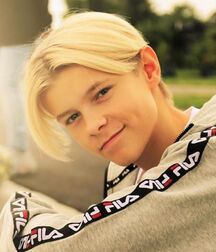 LUKAS COLLECTION - CUTE & NICE BOYS FACES GAY TUBE 60c422422c0d8.jpg