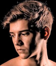 LUKAS COLLECTION - CUTE & NICE BOYS FACES GAY TUBE 60c422585c72a.jpg