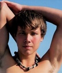 LUKAS COLLECTION - CUTE & NICE BOYS FACES GAY TUBE 60c422fa524ad.jpg