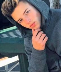 LUKAS COLLECTION - NICE & CUTE BOYS FACES TWINK TUBE 60de75e84acea.jpg
