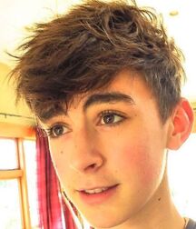 LUKAS COLLECTION - NICE & CUTE BOYS FACES TWINK TUBE 60de75f0f2b86.jpg