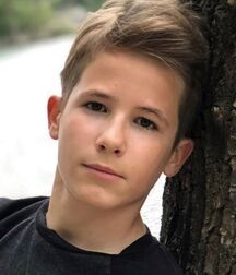 LUKAS COLLECTION - NICE & CUTE BOYS FACES TWINK TUBE 60de75fbb0931.jpg