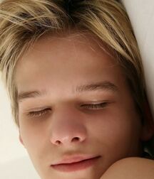 LUKAS COLLECTION - NICE & CUTE BOYS FACES TWINK TUBE 60de76a251481.jpg