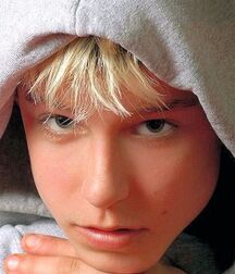 LUKAS COLLECTION - NICE & CUTE BOYS FACES TWINK TUBE 60de76a6660af.jpg