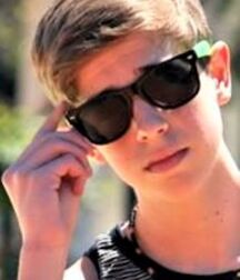 LUKAS COLLECTION - NICE & CUTE BOYS FACES TWINK TUBE 60de76d41fc52.jpg