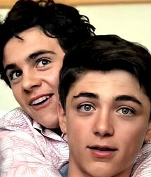 LUKAS COLLECTION - NICE & CUTE BOYS FACES TWINK TUBE 60de76d87b7bf.jpg