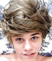 LUKAS COLLECTION - NICE & CUTE BOYS FACES TWINK TUBE 60de76dc6dd9d.jpg