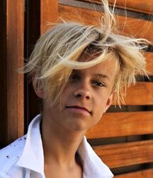 LUKAS COLLECTION - NICE & CUTE BOYS FACES TWINK TUBE 60de76ee49d46.jpg
