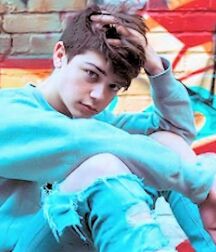 LUKAS COLLECTION - NICE & CUTE BOYS FACES TWINK TUBE 60de77137d6af.jpg