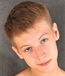 LUKAS COLLECTION - NICE & CUTE BOYS FACES TWINK TUBE 60de7730f0fff.jpg