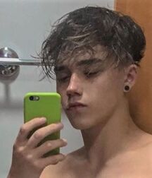 LUKAS COLLECTION - NICE & CUTE BOYS FACES TWINK TUBE 60de77389631e.jpg