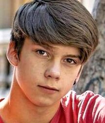 LUKAS COLLECTION - NICE & CUTE BOYS FACES TWINK TUBE 60de7764e91c6.jpg