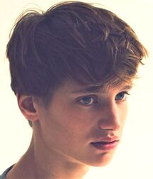 LUKAS COLLECTION - NICE & CUTE BOYS FACES TWINK TUBE 60de77c261ece.jpg