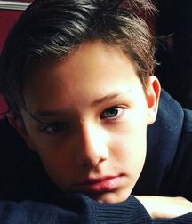 LUKAS COLLECTION - NICE & CUTE BOYS FACES TWINK TUBE 60f096163cc3c.jpg