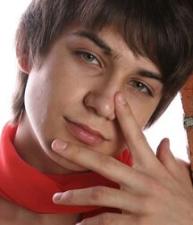LUKAS COLLECTION - NICE & CUTE BOYS FACES TWINK TUBE 60f096af7721c.jpg