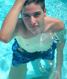 LUKAS COLLECTION - NICE & CUTE BOYS FACES TWINK TUBE 60f096cd74a79.jpg