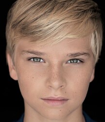 LUKAS COLLECTION - NICE & CUTE BOYS FACES TWINK TUBE 60f096e61a05a.jpg