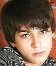 LUKAS COLLECTION - NICE & CUTE BOYS FACES TWINK TUBE 60f0970ae0238.jpg