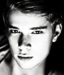 LUKAS COLLECTION - NICE & CUTE BOYS FACES TWINK TUBE 60f0975cd1003.jpg