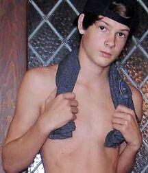 LUKAS COLLECTION - NICE & CUTE BOYS FACES TWINK TUBE 60f097ae440df.jpg