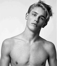 LUKAS COLLECTION - NICE & CUTE BOYS FACES TWINK TUBE 60f0981fb9c6c.jpg