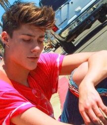LUKAS COLLECTION TWINK TUBE - NICE & CUTE BOYS FACES 613129d965e3f.jpg