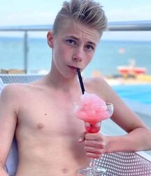 LUKAS COLLECTION TWINK TUBE - NICE & CUTE BOYS FACES 613129f0e1662.jpg