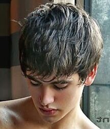LUKAS COLLECTION - NICE & CUTE BOYS FACES TWINK TUBE 614235d33e720.jpg
