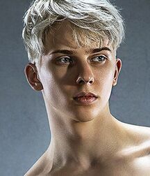 LUKAS COLLECTION - NICE & CUTE BOYS FACES TWINK TUBE 61423616e525d.jpg