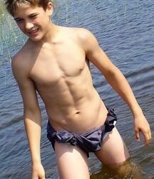LUKAS COLLECTION - NICE & CUTE BOYS FACES TWINK TUBE 614236431d77f.jpg
